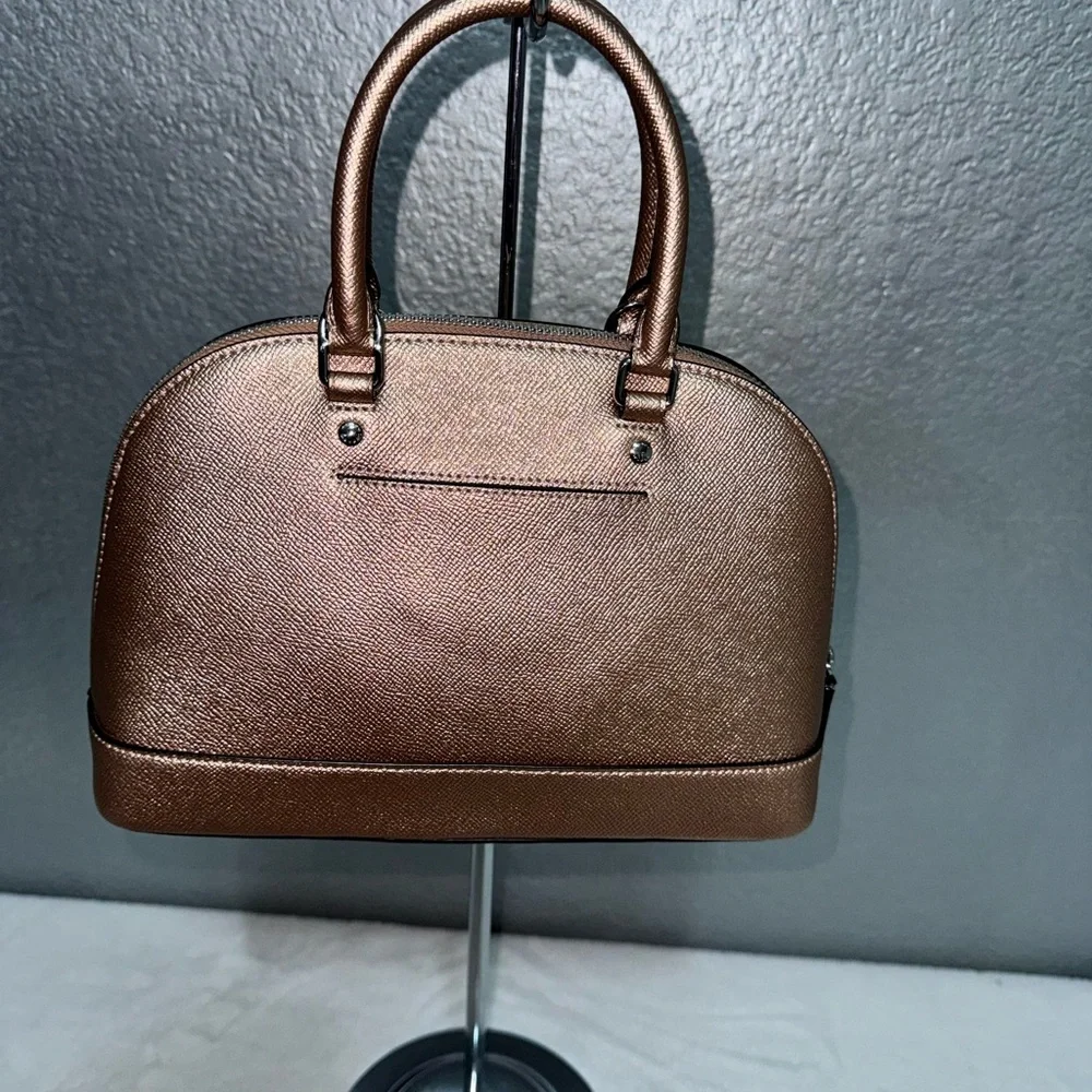 Coach rose gold Leather Interior